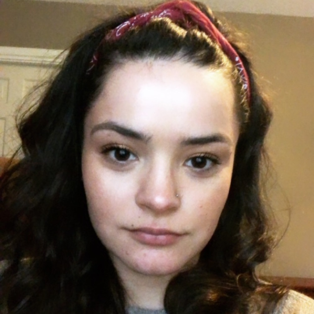 Meet your Posher, Courtney